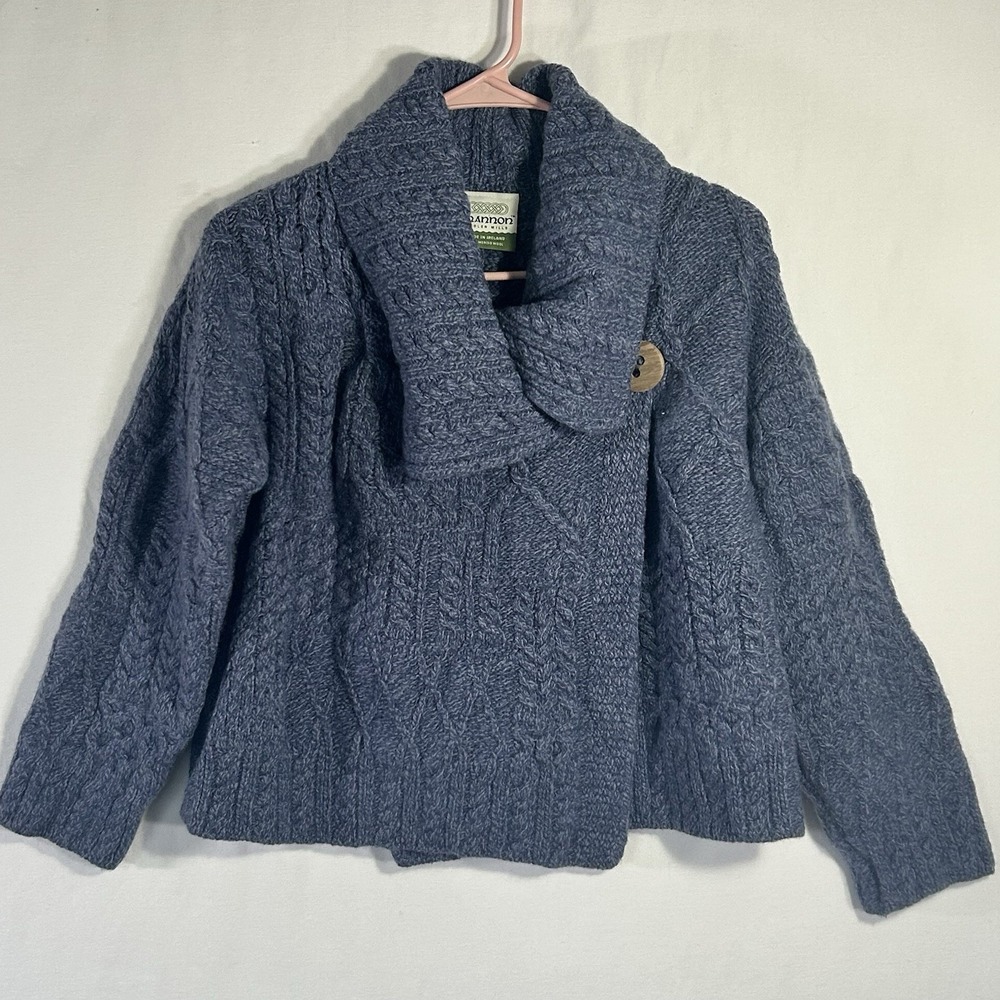Aran Woollen Mills Carraig Donn Merino Wool Cable Knit Cardigan Sweater Small
